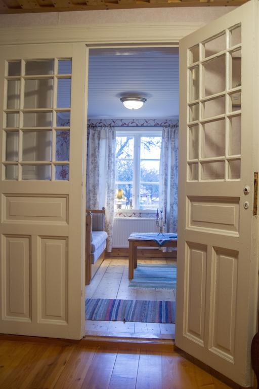 Hallebergs Bed&Breakfast Skara Kamer foto