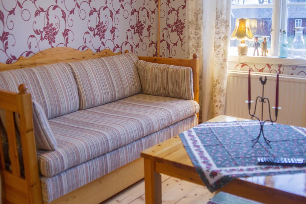 Hallebergs Bed&Breakfast Skara Buitenkant foto