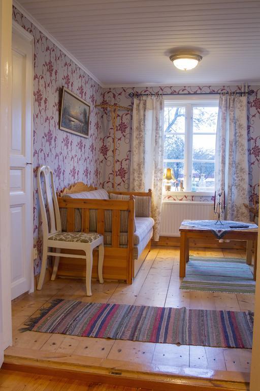 Hallebergs Bed&Breakfast Skara Buitenkant foto