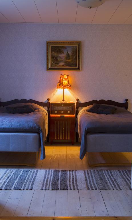 Hallebergs Bed&Breakfast Skara Kamer foto
